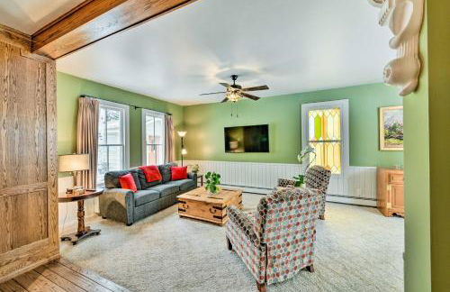 Charming Buena Vista Creekside Home Walk to Main! - Foto 10