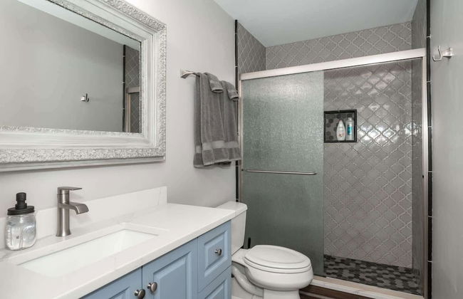 Heart of Mainstrasse Suites - Photo 29