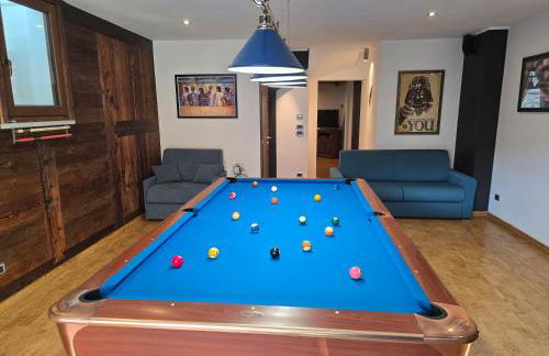Appartamento con Biliardo Privato Patio e Parcheggio Aosta - Foto 4