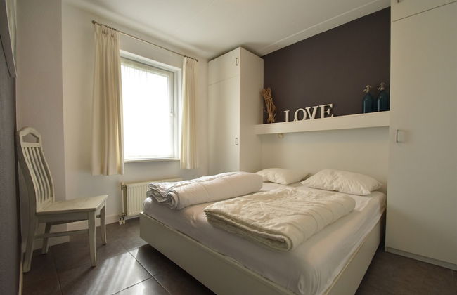 Wellness aan het Water in Earnewoude - Photo 6