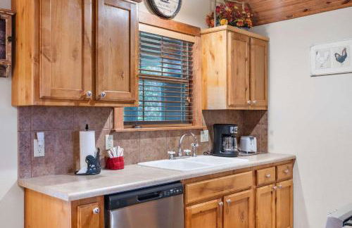 Milby Hideaway with On-site Amenities - Foto 27