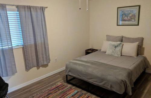 Cute home w/ massage chair and wifi - Foto 14