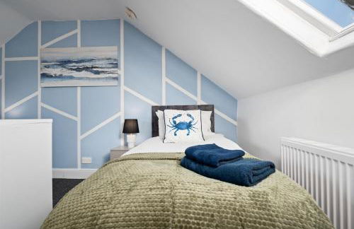 Sunny Seaside Paradise - Sleeps 5 - Photo 42