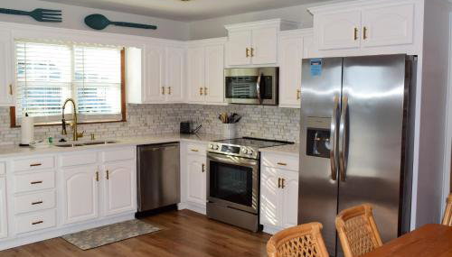 Keepin it Reel - Foto 3, stove, dishwasher