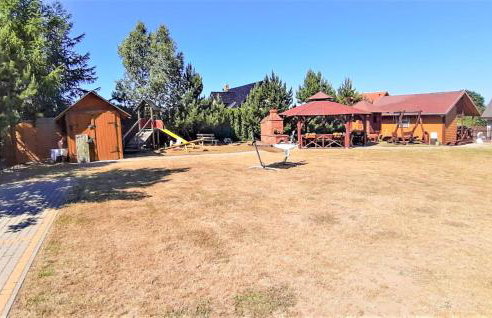 3 Bedroom Amazing Home In Lebieniec - Foto 7