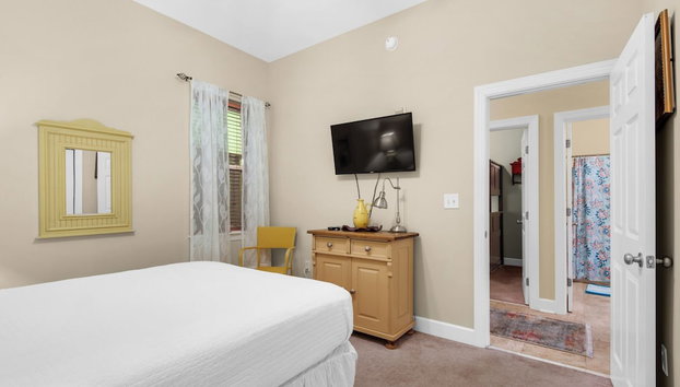 Lakeside Retreat Near Point Washington State Forest! - Foto 4, Habitación