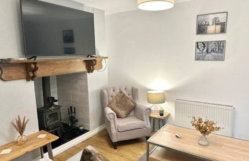 Cottage,Cinema Room,Log Burner - Photo 43