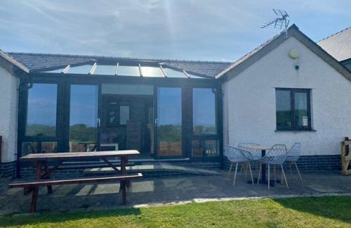 The Milking Parlour - Photo 11