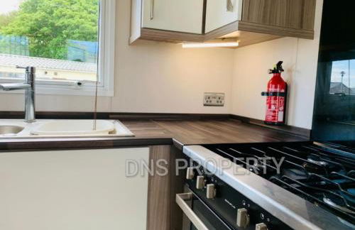 Caravan - Sleeps 6 - Near The Deep & Old Town - Foto 11