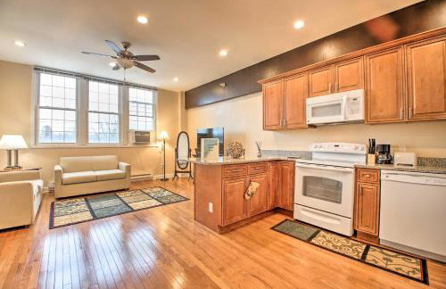 Cozy Couples Getaway Less Than 2 Mi to Lake Michigan! - Foto 8