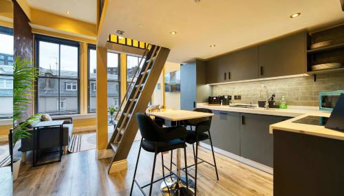 Union Court Mezzanine - B9 - Building has no lift and stairs to all apartments - Foto 4