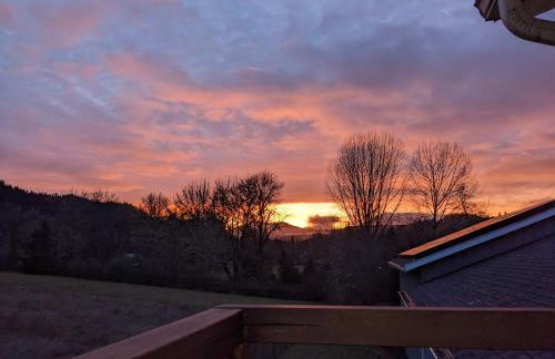 PNW Scenic Loft with Kitchenette - Foto 28