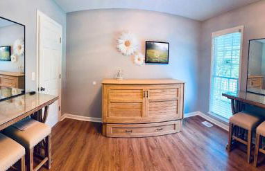 Retreat 4BR Sleeps 10 plus, 8mi LakePoint, Red Top - Foto 29