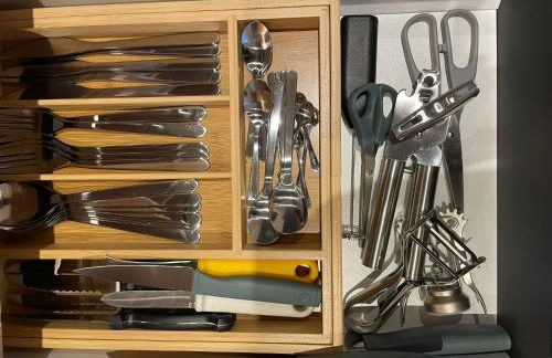 1,5-Zimmer, Top ausgestattet, 4 Pers, Souterrain, Self Check-in, Parkplatz, Netflix & Amazon Prime - Foto 32