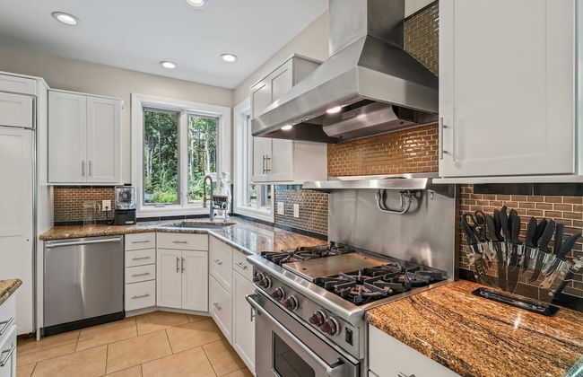 Secluded Lux Mansion Pool Home With Amazing Views - Foto 49