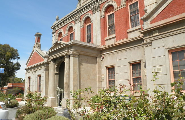 Fairbank House - Photo 26