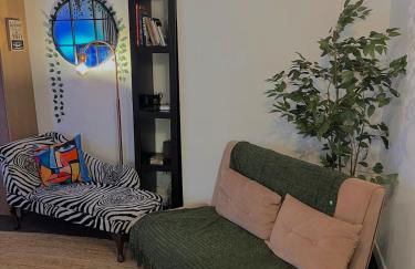 COZY Apartment 4 - Photo 18