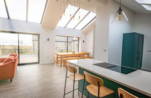 Great Orme- Seaside Cottage for 8 - Photo 4