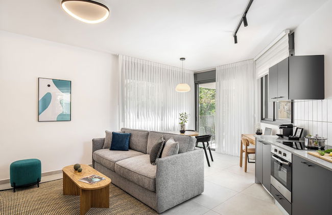 Mate GEORGE - By HOMY - Foto 40