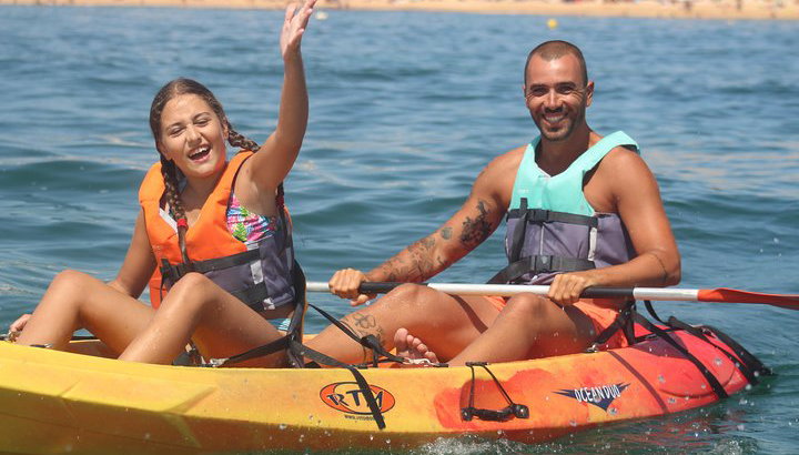 Alquiler de kayak en la playa de Armação de Pêra, Algarve, Portugal - Foto 1, Alquiler de kayak en la playa de Armação de Pêra