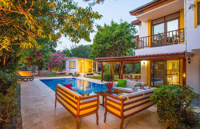 Damla Villa Soğut Village Daily Weekly Rentals - Photo 15