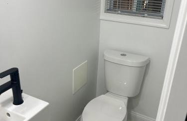 NICE in Historical Bloomingdale - Foto 11