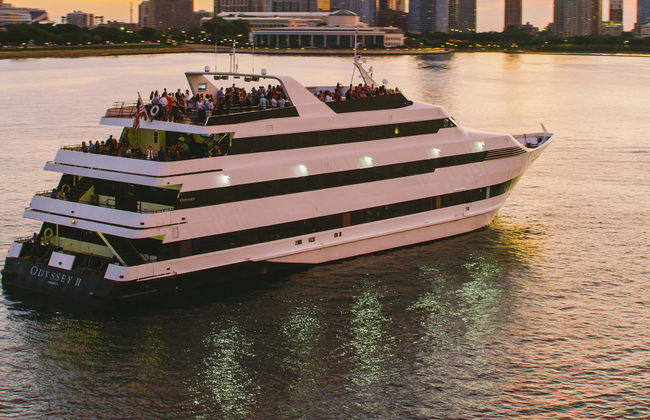 Chicago Dinner Cruise - Foto 8