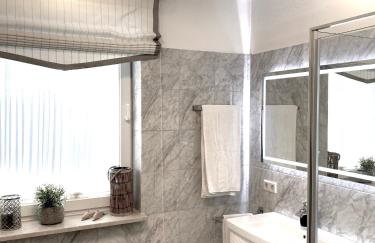 Lüttje Huus Frieda mit Strandkorb am Strand von Mai bis September - Photo 13