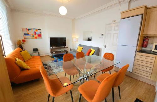 Beautiful Kensington Home with 4 beds, only 3 Minutes walk to Earls Court Station - Photo 7