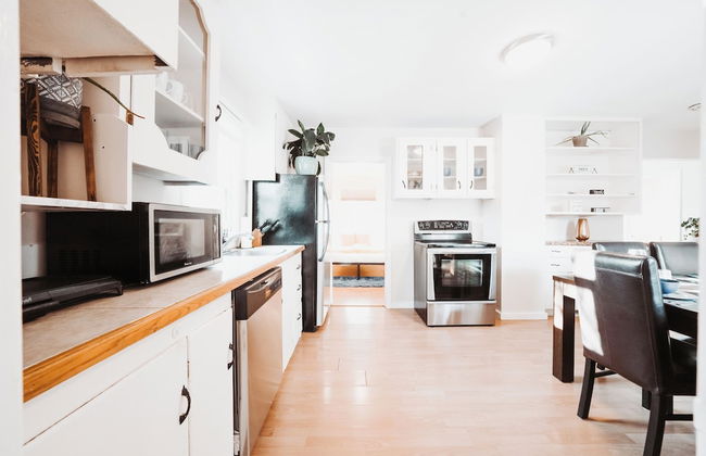 Stay & Play - Central Family Friendly - Photo 6