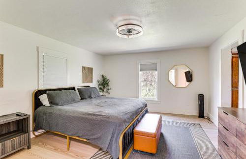 3 Mi to Downtown Youngstown Apt with Deck! - Foto 12