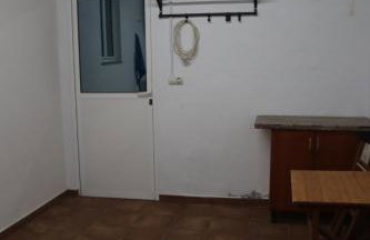 Casa llena de vida con patio y terraza - Photo 17
