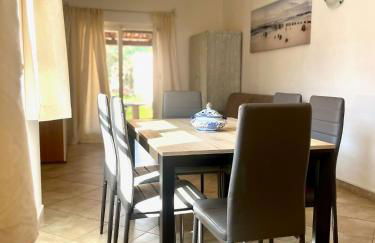 Conchiglia Family Garden Retreat - 2BR - Near the Sea - Wi-Fi - AC - BBQ - Pet Friendly - Foto 7