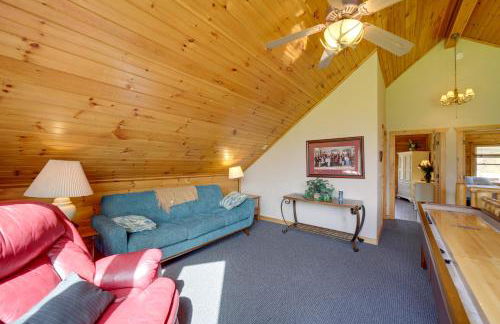 Maggie Valley Cabin with Private Hot Tub and Game Room - Foto 9