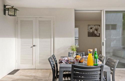 Sea Serenity Coastline Views and Pool - Photo 38