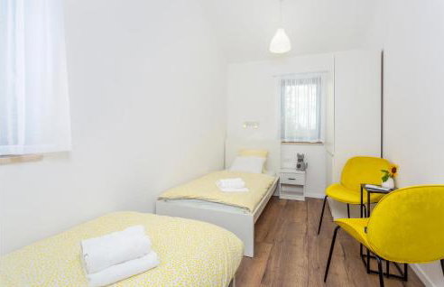 Amazing Home In Jurdani - Foto 25