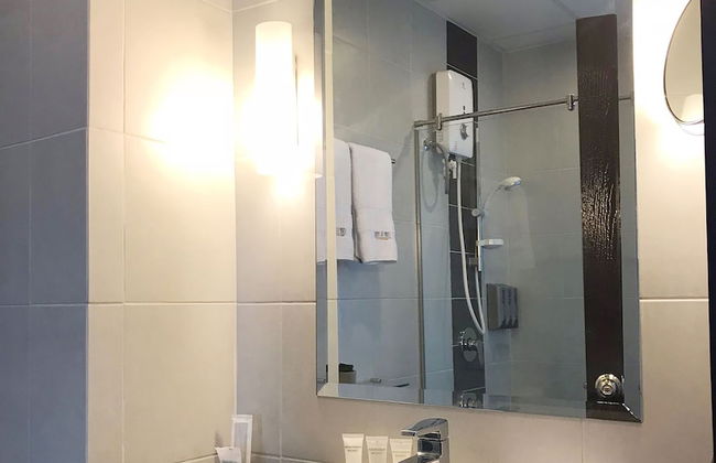 Stay in Style On The Cloud - Photo 19