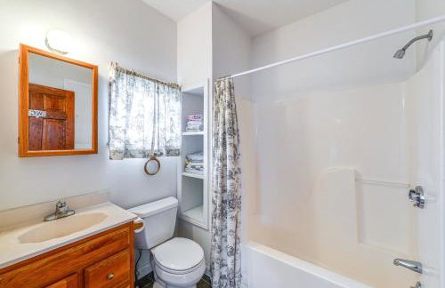 Marshfield Home with 4 Decks and Private Beach Access! - Foto 10