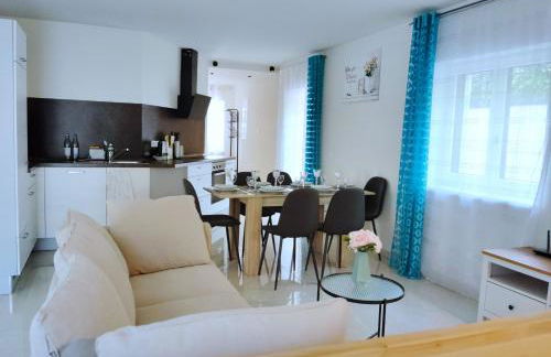 The Gold House 80qm Gemütlich und Erholsam! - Foto 1