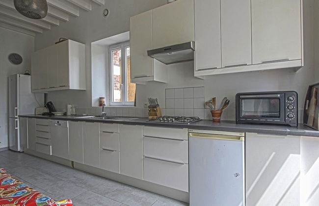 Cosy Holiday Home With Garden - Foto 9