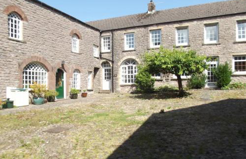 The Apartment of Antiquity - Photo 21