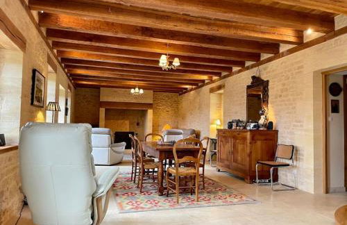 Charming 19th Century Farmhouse with Pool - Foto 12