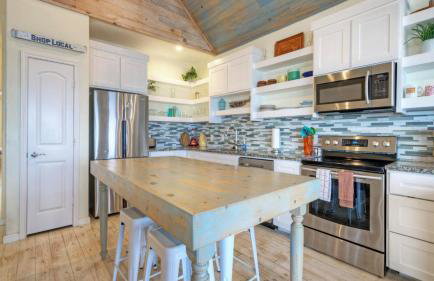 Panoramic Water Views, Shared Pool, Boat Dock Bayside Lodge by Avantstay - Foto 20