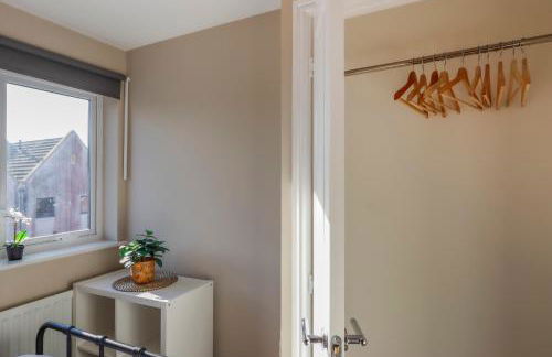 Noah Suite - Central 2BR Apartment with Parking & WIFI - Foto 22