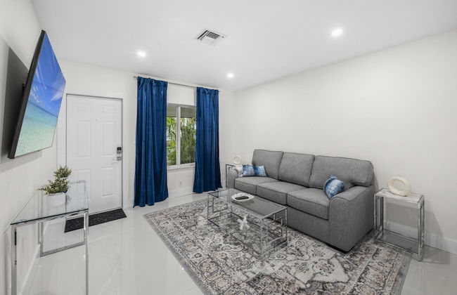 Uhost AI 1BR With Marble Accents Patio - Foto 2