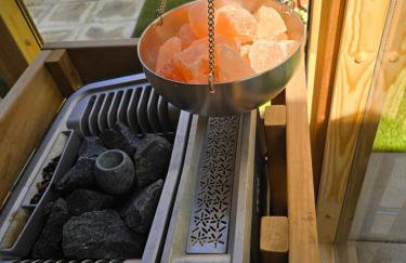 Luxury Historic Villa with heated pool near Catania, Taormina, the Sea and Mount Etna by SicilianRelaxingHomes - Foto 2