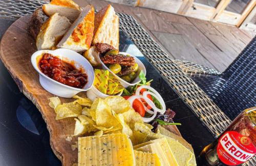 Beautiful Retreat - Hot Tub, Stunning Views & Late Checkout - Abergavenny - Foto 37