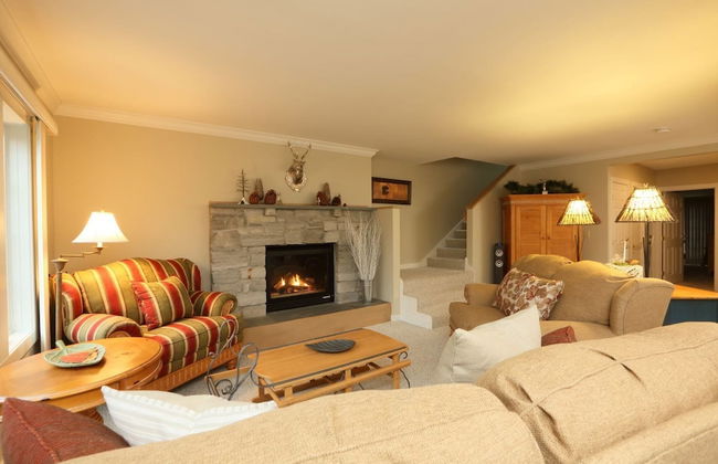 Upscale 3BR Topnotch Overlook - Foto 1