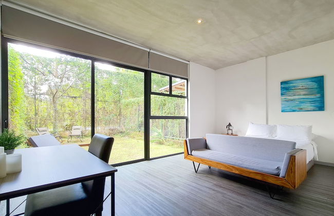 BEE Suites Santa Ana - Foto 34