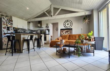 Charmante maison t3 avec 2 chambres et jardin clos - Foto 1